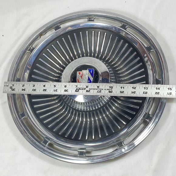 Vintage '63 Buick Riviera LeSabre Hubcap 15” Wheel Hub Cap Electra Wildcat OEM - Picture 14 of 14